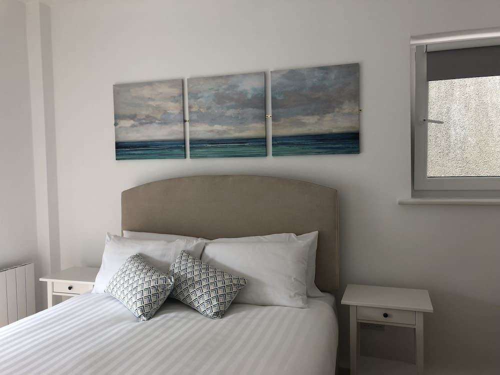 Eyre Square Townhouse