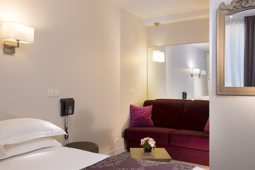 Lion d'Or Paris Hotel