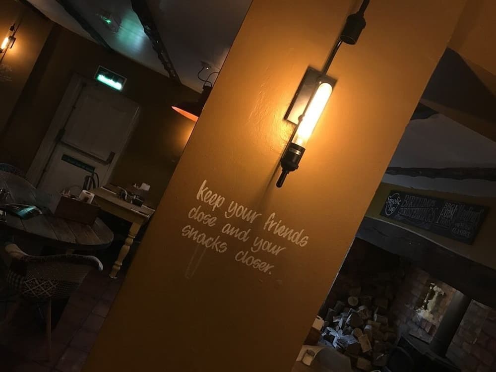 The Swan Hotel Smoke & Taphouse