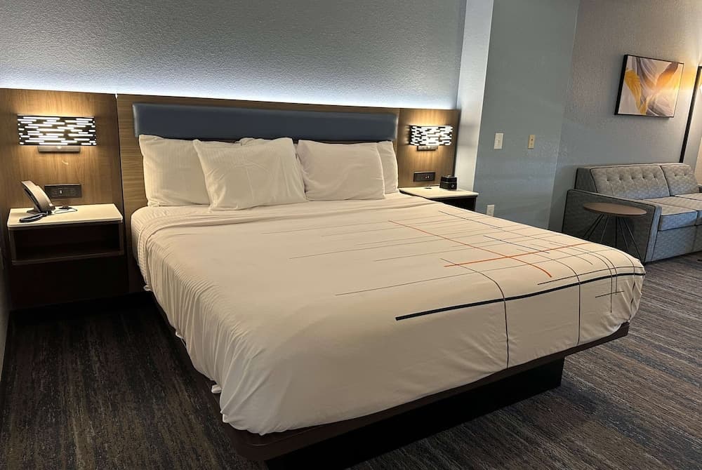 La Quinta Inn & Suites by Wyndham Macon West