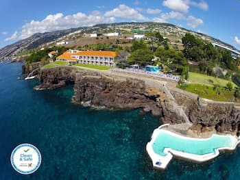 Albatroz Beach & Yacht Club