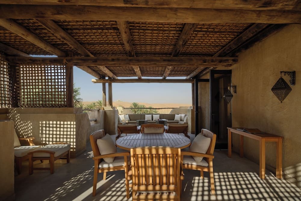 Qasr Al Sarab Desert Resort by Anantara