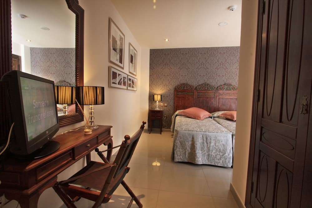 Casa Baños de la Villa