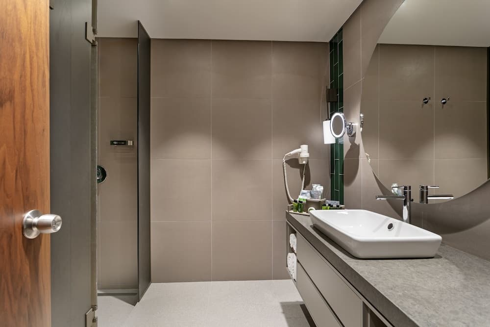 Rixos Sungate - The Land of Legends Access