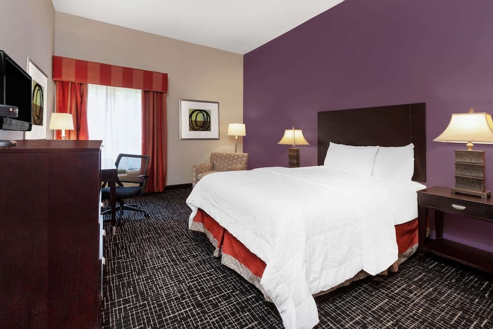 La Quinta Inn & Suites by Wyndham Lumberton