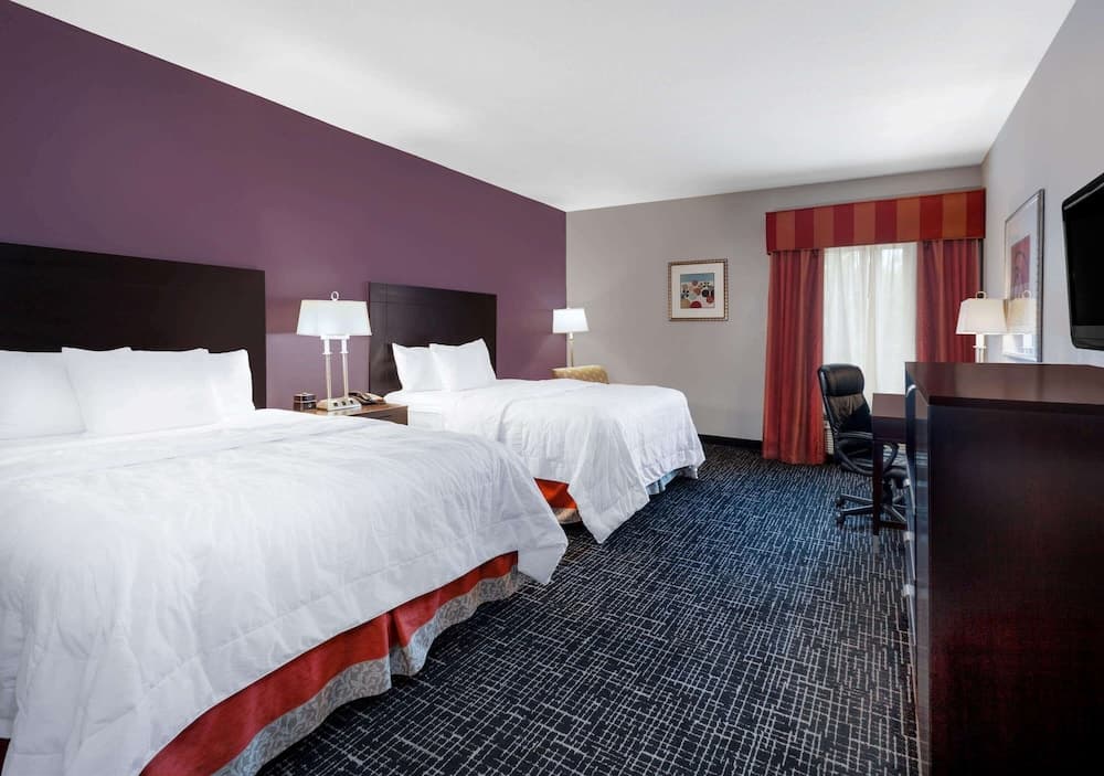 La Quinta Inn & Suites by Wyndham Lumberton