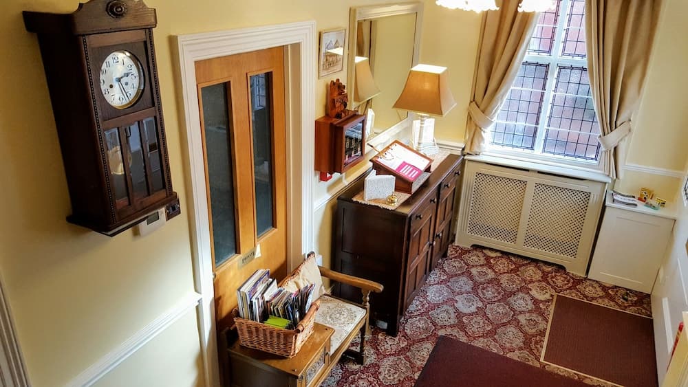 Chester Brooklands B&B