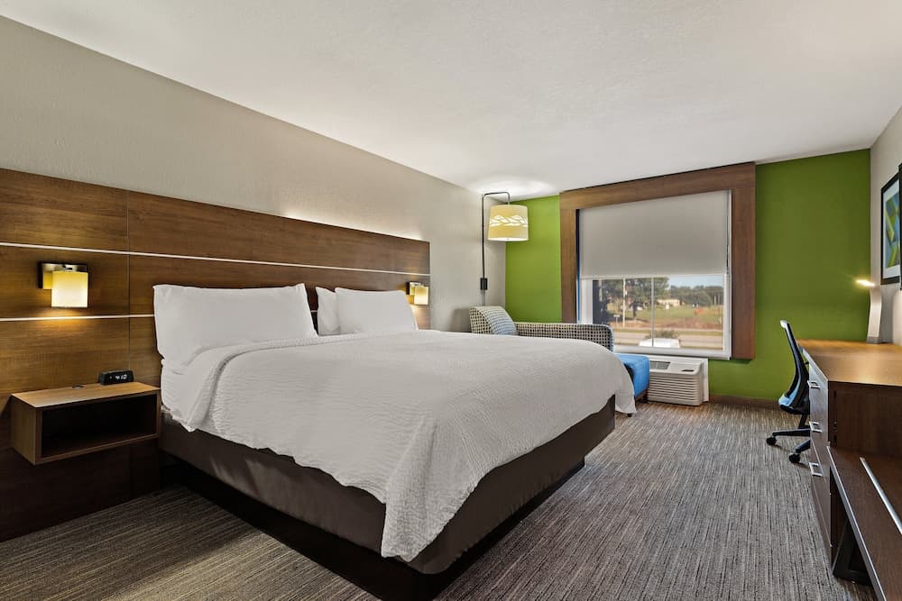 Holiday Inn Express Hotel & Suites Okmulgee by IHG