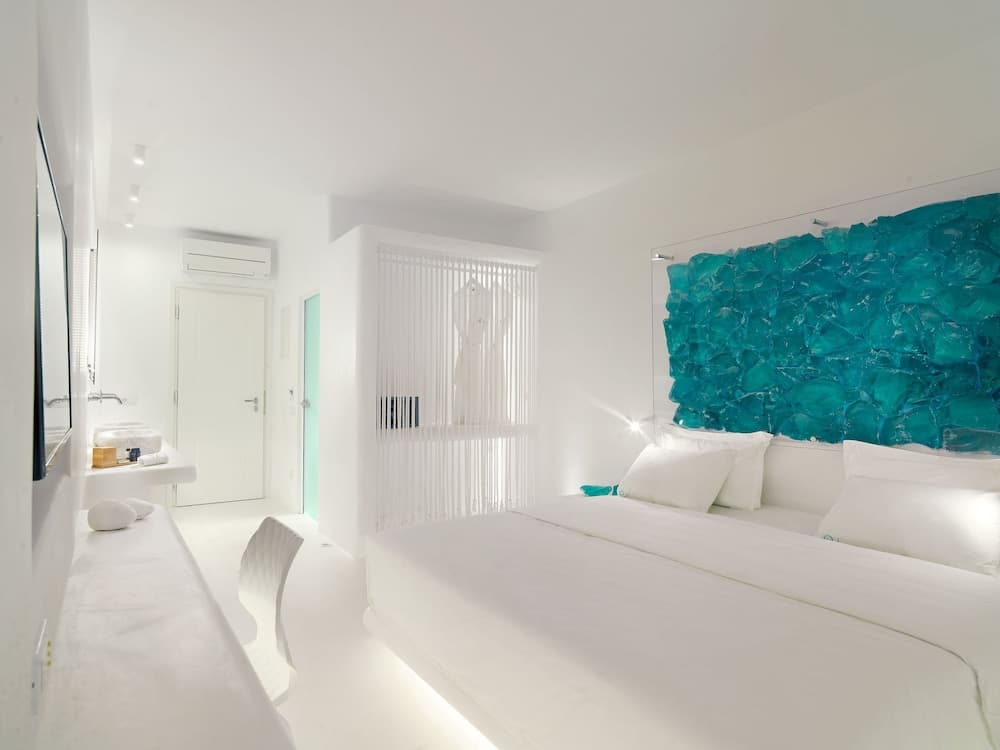 Mykonos Bay Resort & Villas
