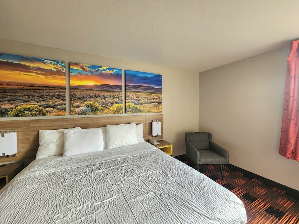 Days Inn by Wyndham Lumberton