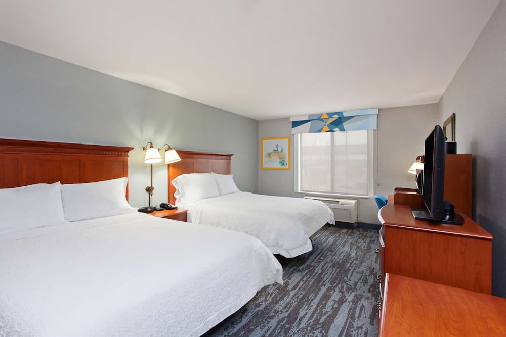 Hampton Inn & Suites Clovis-Airport North