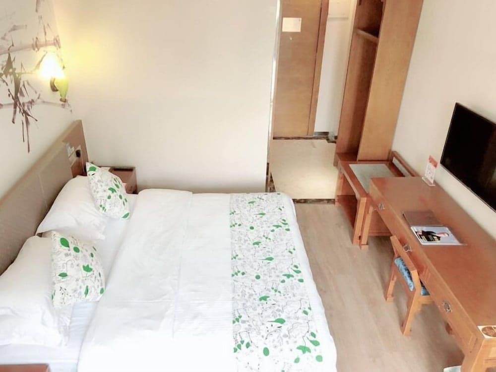 Greentree Inn Shenzhen Futian