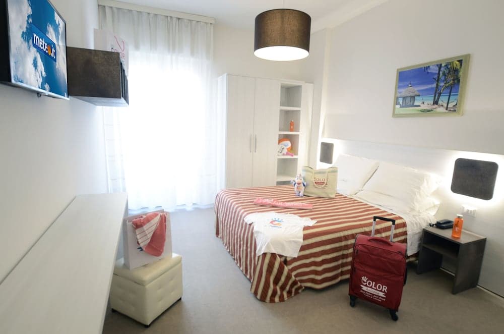 Color Metropolitan Family Hotel