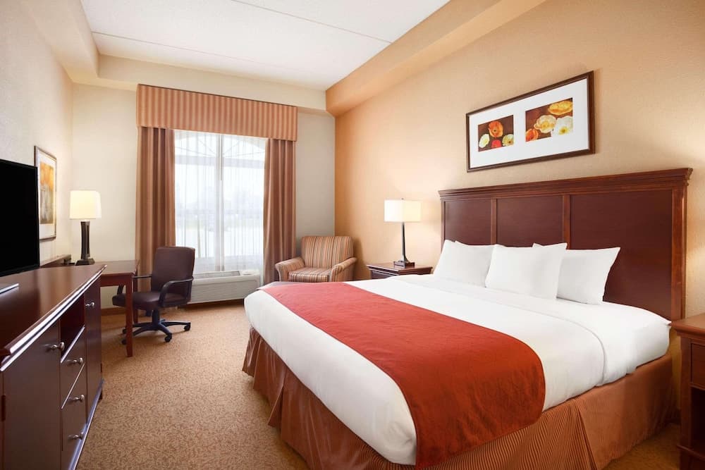 Spark by Hilton California Lexington Park