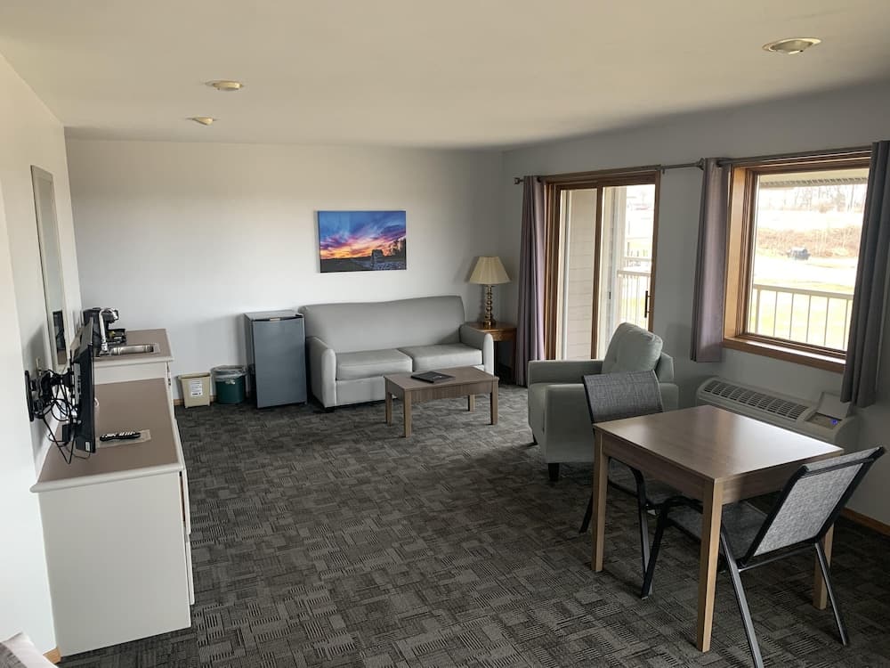 Cherry Hills Golf & Lodge