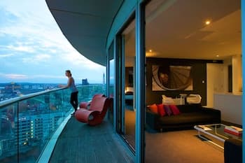 Staying Cool at  Rotunda