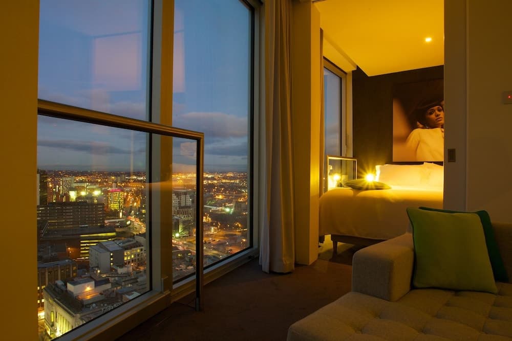 Staying Cool at  Rotunda