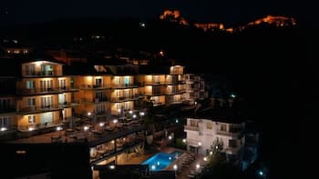 Bella Vista Suit Hotel