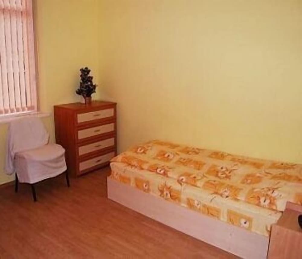 Elysia Hostel - The Blessed Home