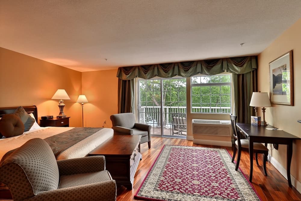 Riverside Hotel, an Ascend Collection Hotel