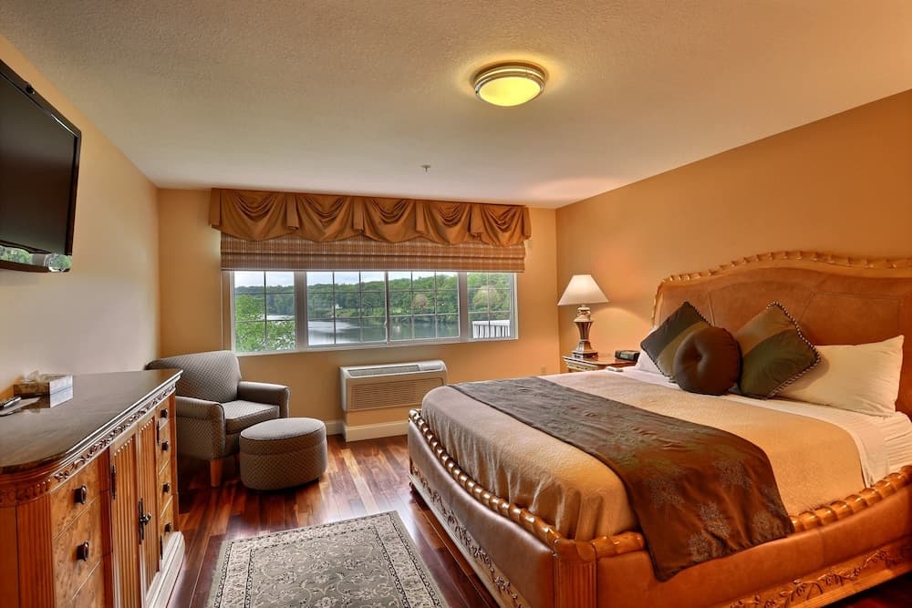 Riverside Hotel, an Ascend Collection Hotel