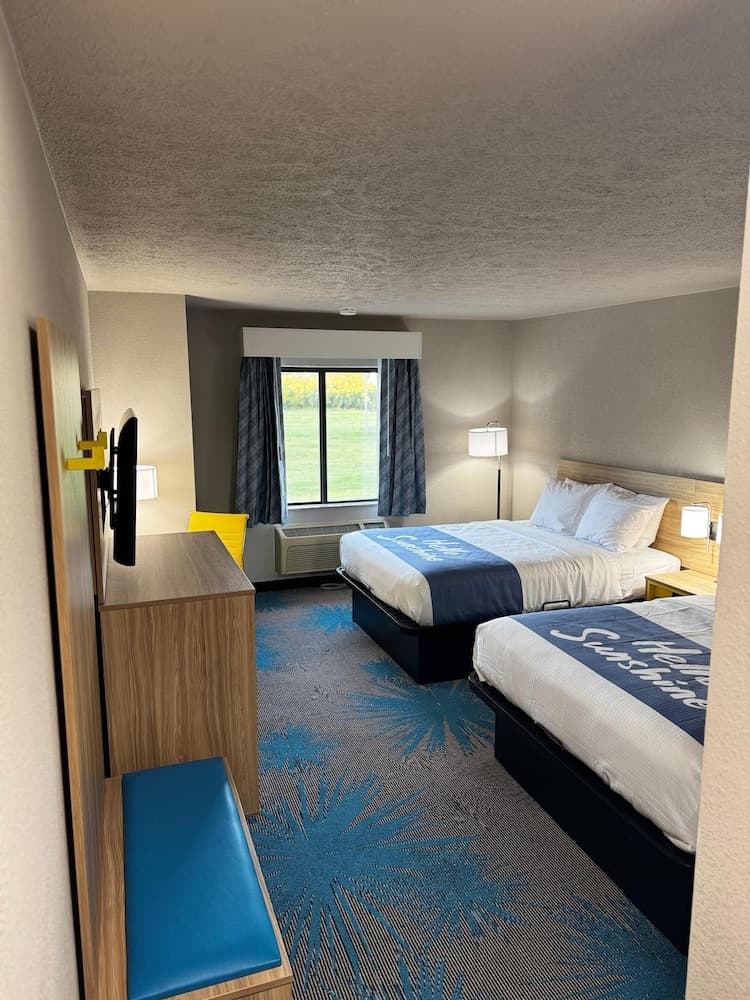 Days Inn by Wyndham Lincoln, IL