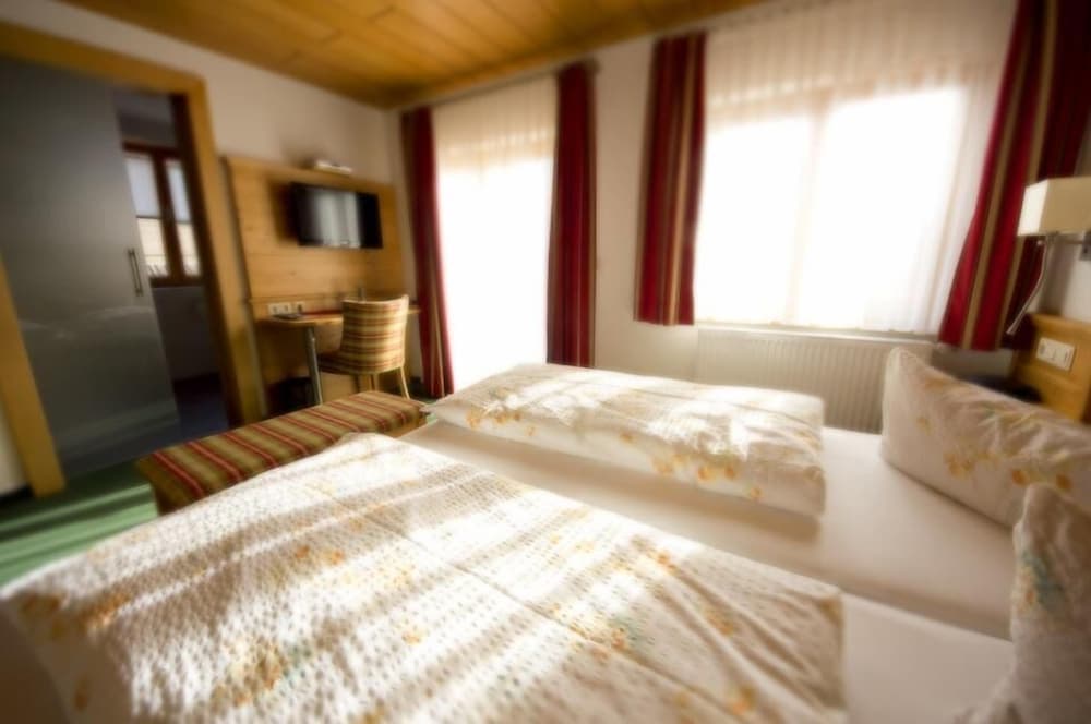 Gasthof Hirschen-Dorfmühle