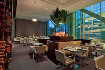 Four Points by Sheraton Los Angeles