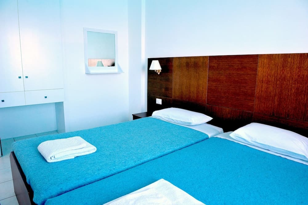 Mirabella Apartments