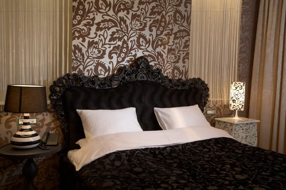 Weekend Boutique Hotel