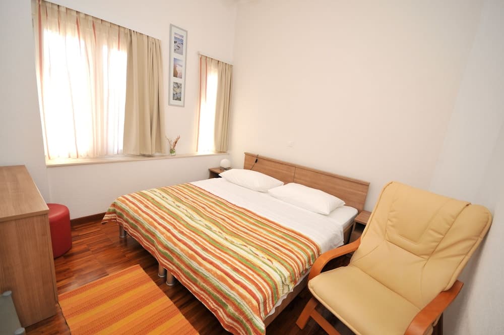 Apartments & Rooms Villa Maslina