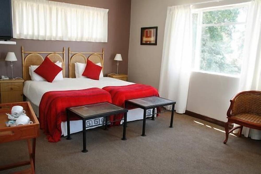 Everglades Hotel & Conference Centre