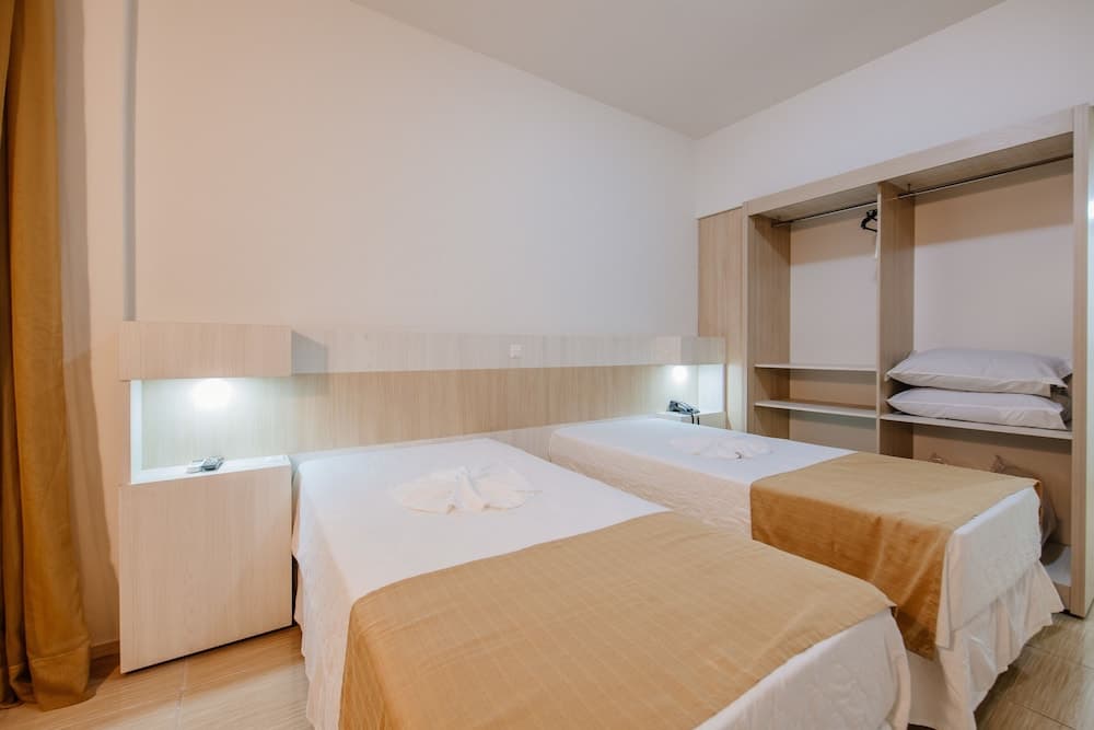 Harbor Querência Hotel