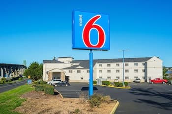 Motel 6 Newport, OR