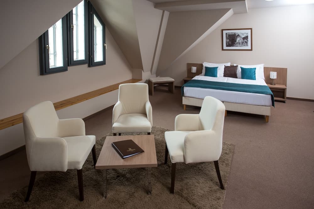 Erzsebet Kiralyne Hotel