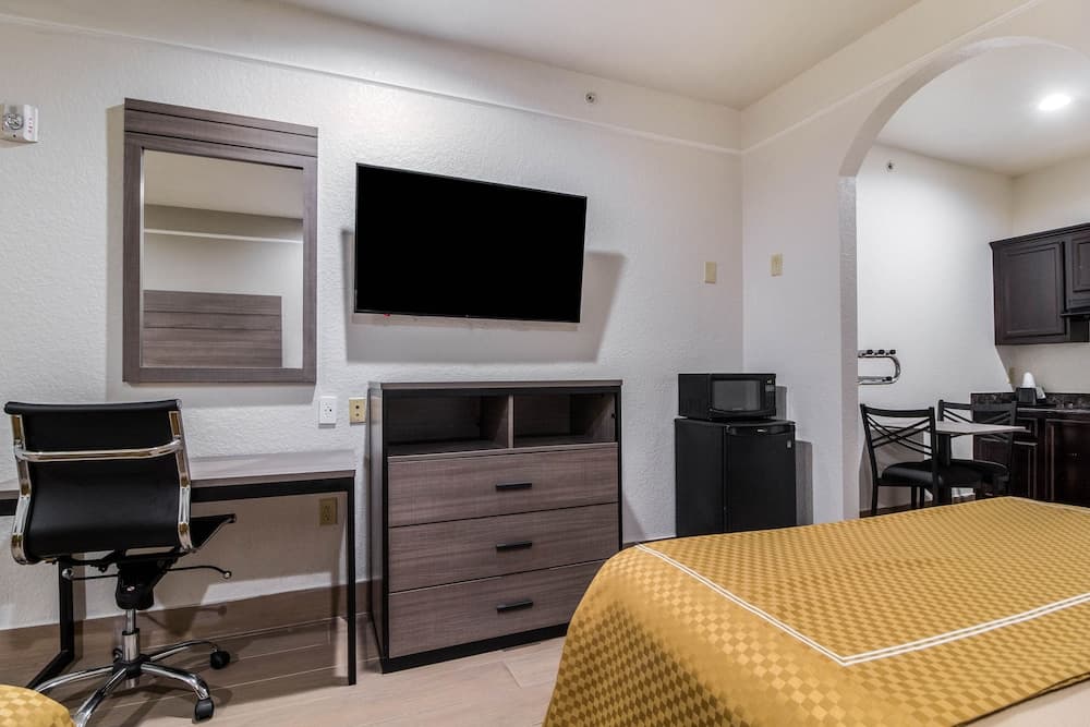 Scottish Inn and Suites Extended Stay Baytown