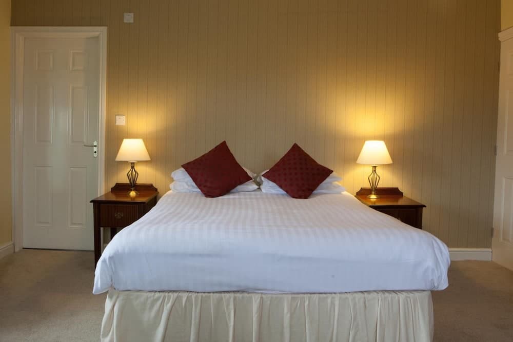 The Lamplighter Dining- Rooms