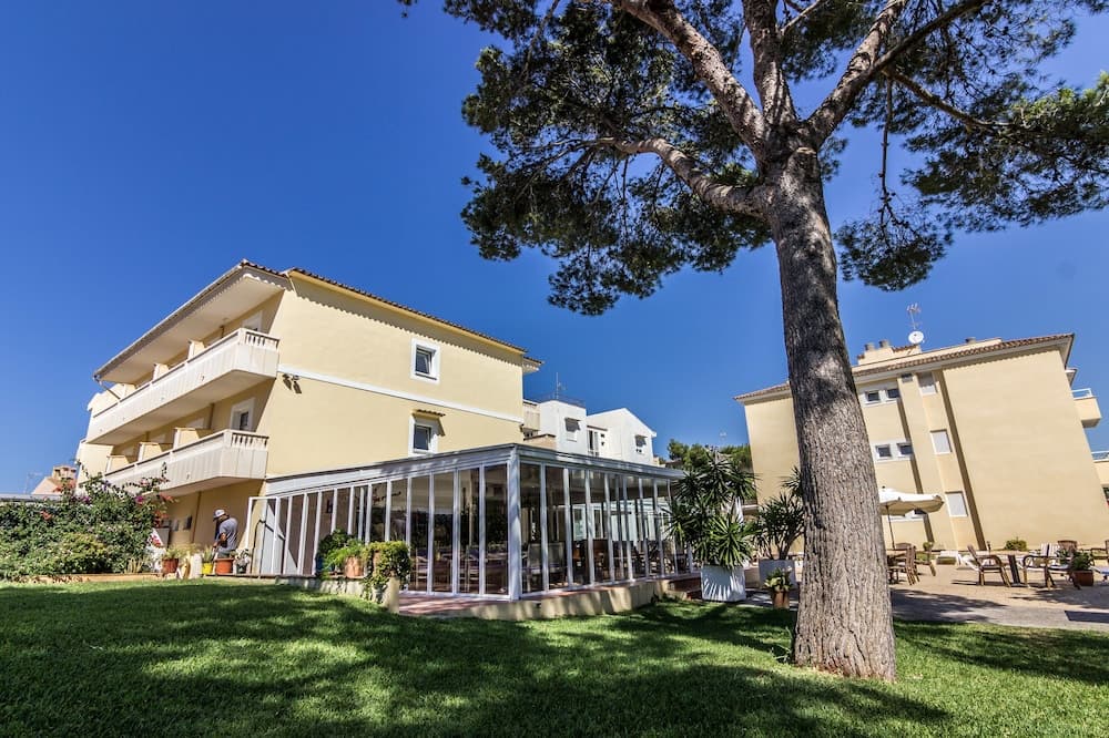 hotel image