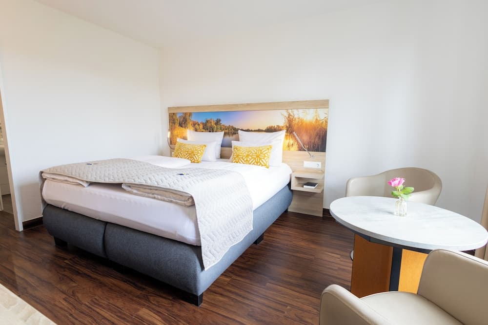 CASCADA Rheine by Hackmann