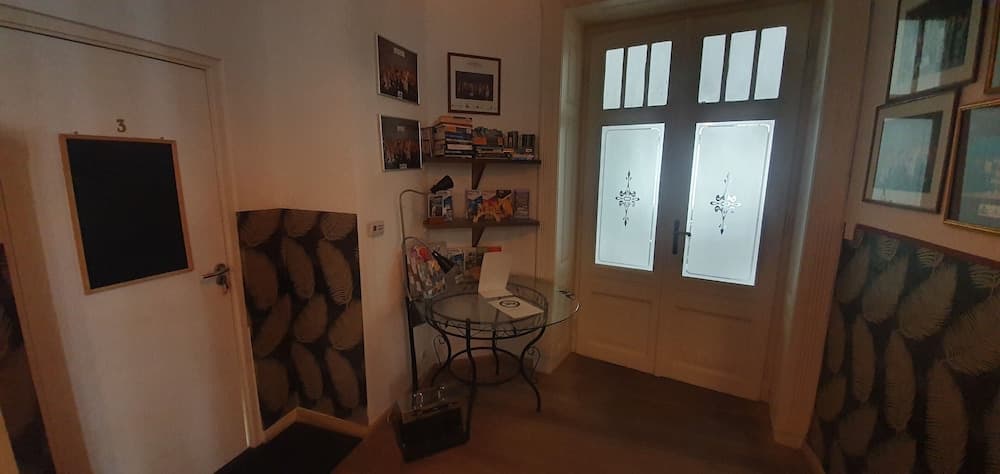 Butterfly Home Danube