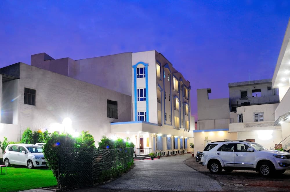 hotel image