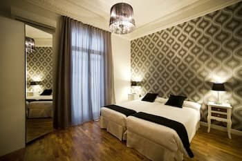 APTBCN Super Balmes Guest House