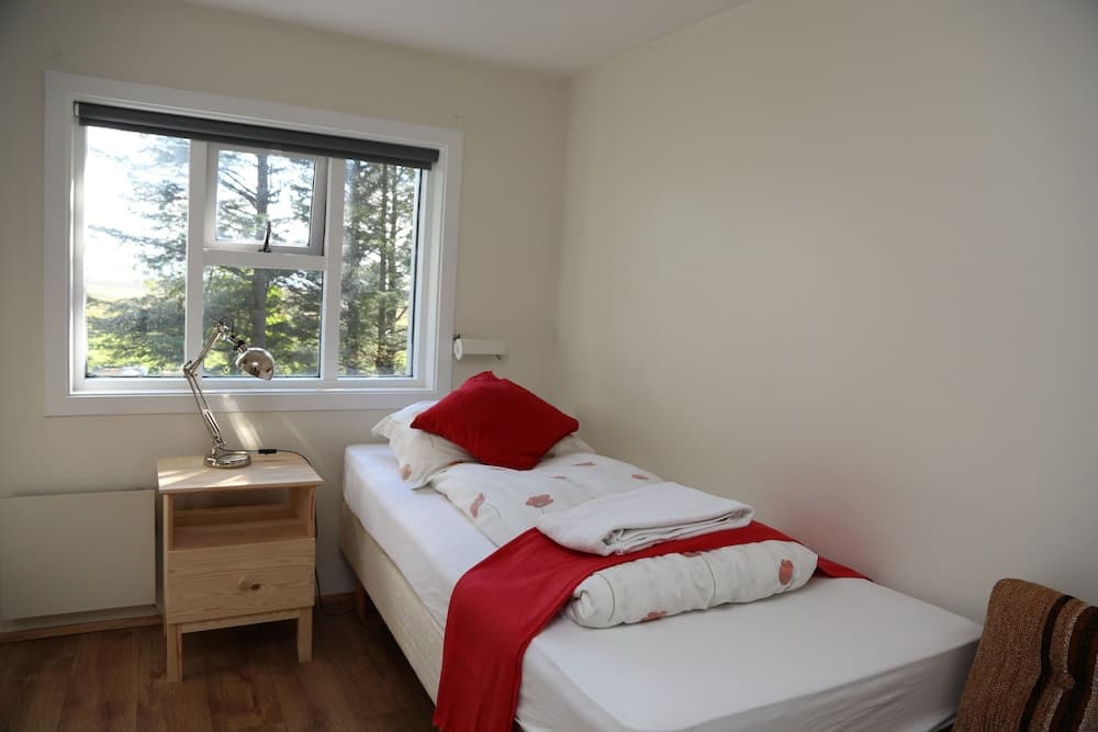 Old Cottage - Reynivellir II