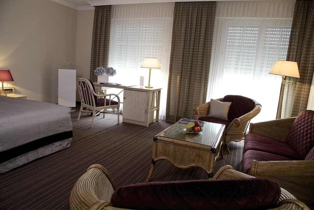 Hotel Schloss Friedestrom