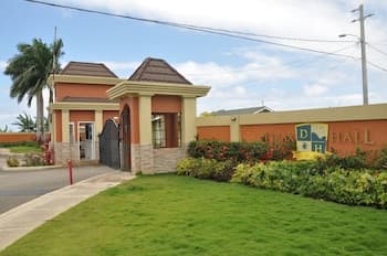 Drax Hall Country Club 2 Bed Villa