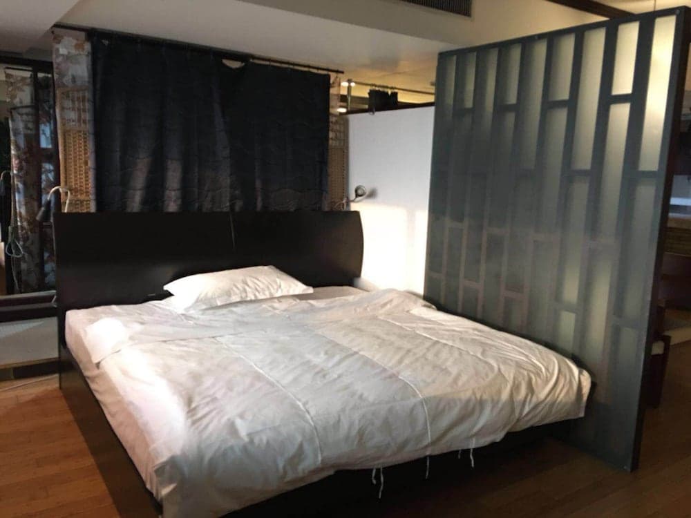 Beijing New World CBD Apartment