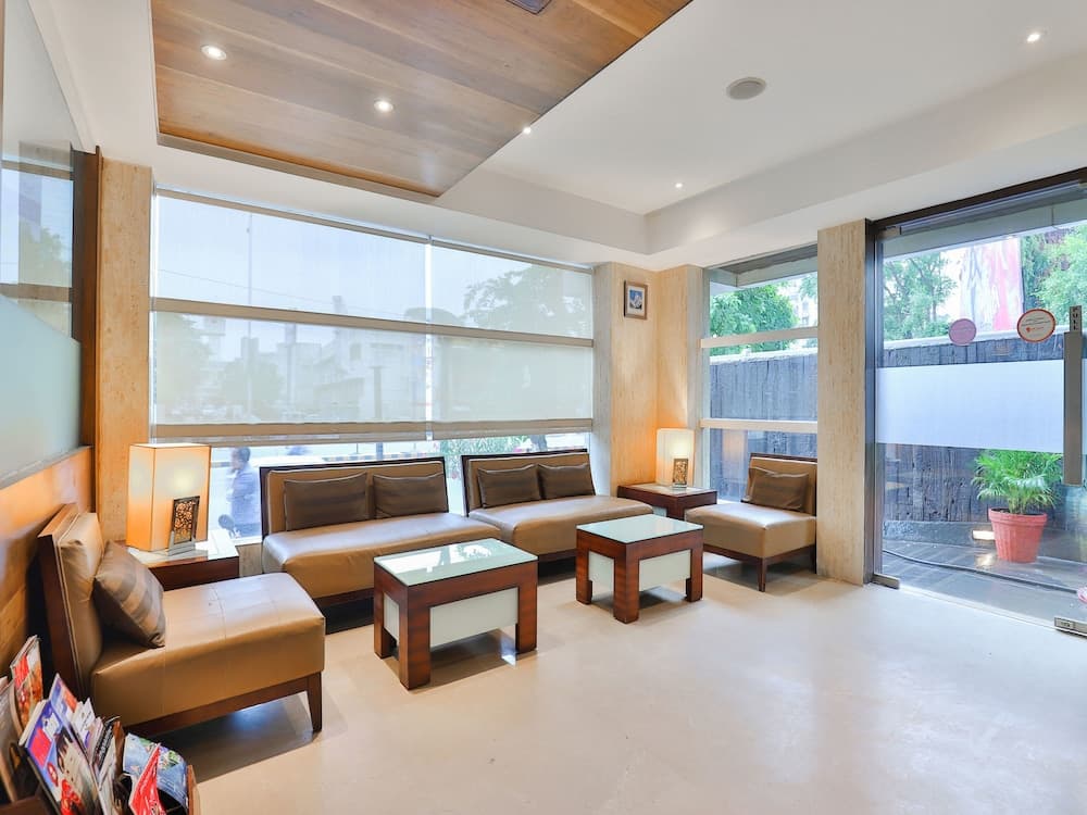 Edition O 30006 Ambawadi