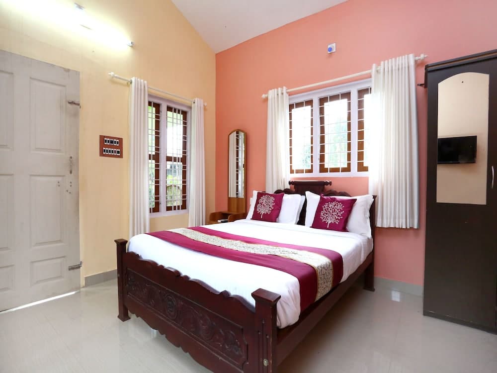 OYO 15446 Karapuzha Lakeshore Resort