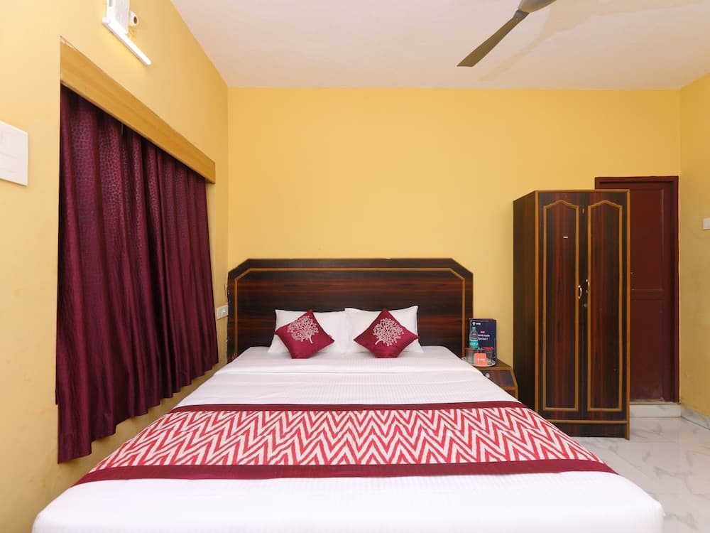 OYO 12785 ART Guest House