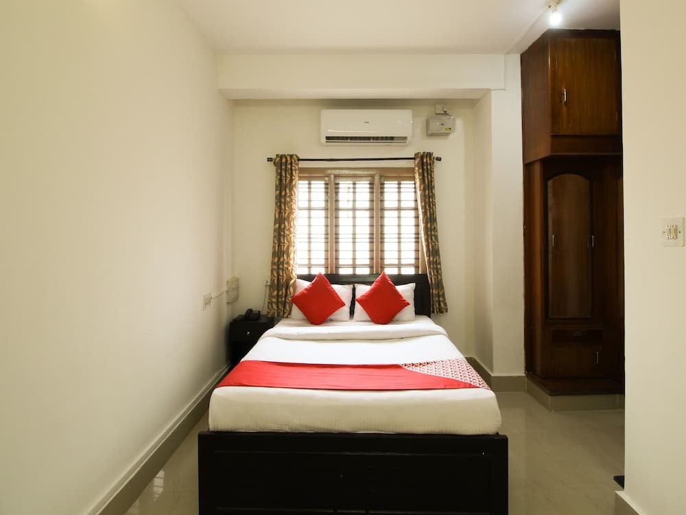 OYO 16526 Karanji Homestays